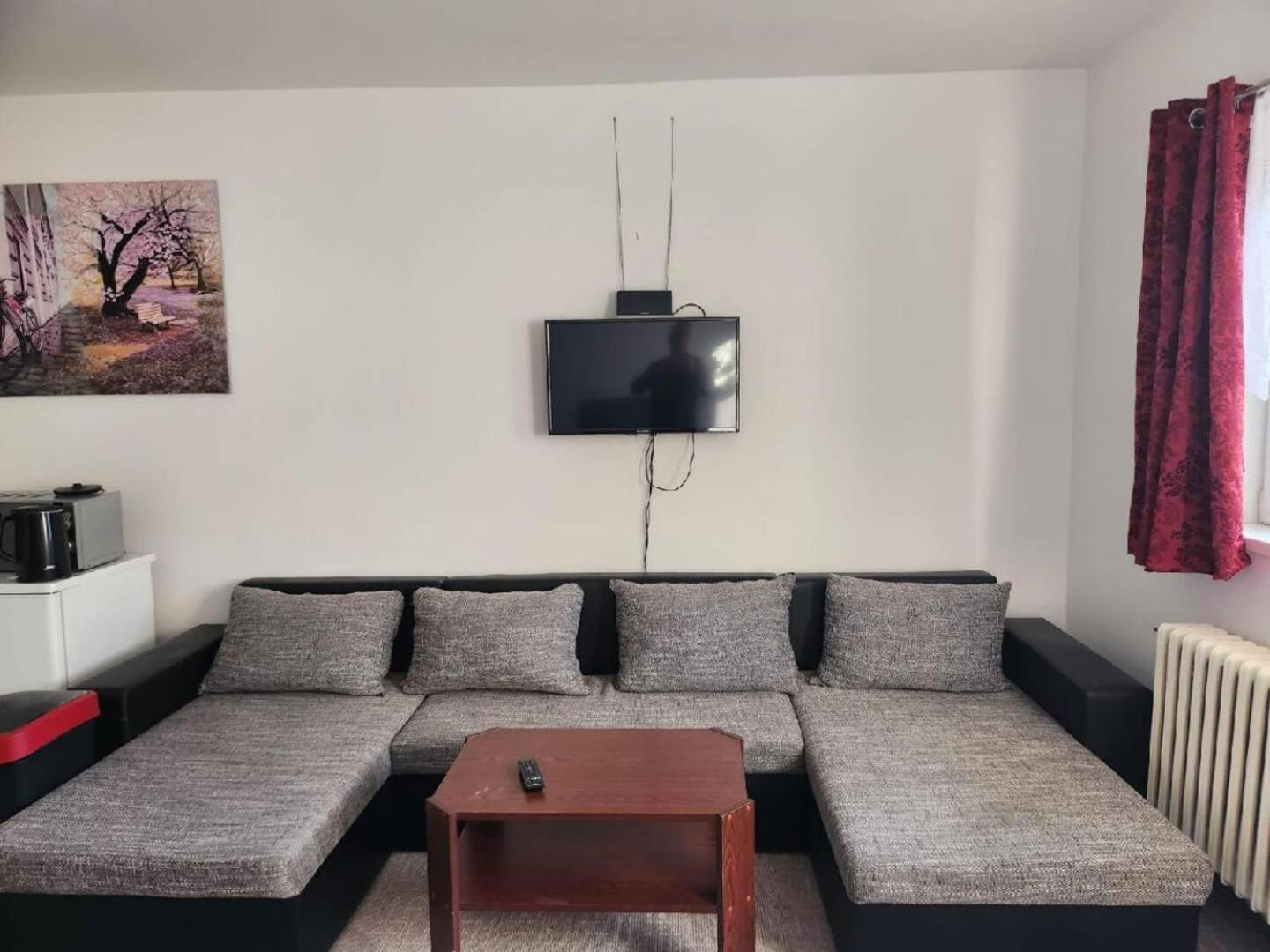 Homestay U Hanky Zdiby المظهر الخارجي الصورة